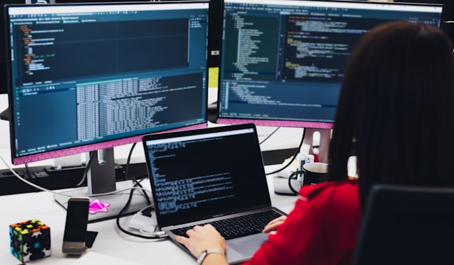 How to Earn Over $10,000/Month Working as a Remote Software Developer